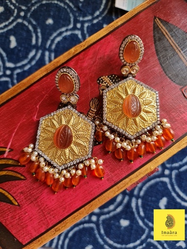 [inaara_sp00703] Victorian Fusion Danglers