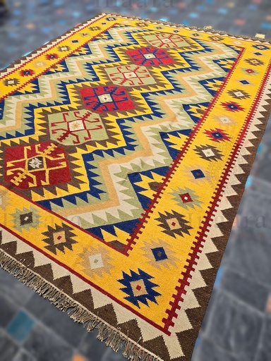 [inaara_sp00427] Narangi Handwoven Dhurrie