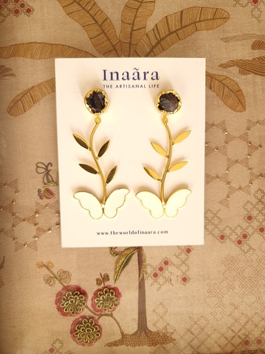 [inaara_sp00319] Intricate butterfly earrings