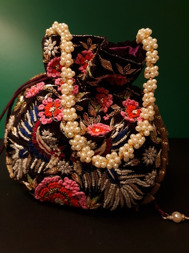 [inaara_sp00595] Shagufta Parsi Gara Potli Purse