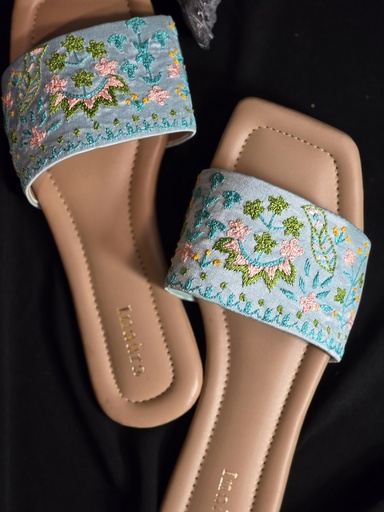 Phooldaar Sandals