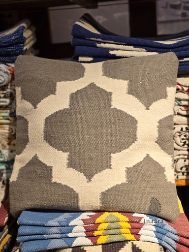 [inaara_sp00282] Hand woven cushion cover- Grey & Ivory