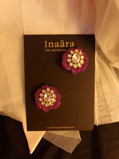 [inaara_sp00216] Eurasian Flower Studs - Maroon
