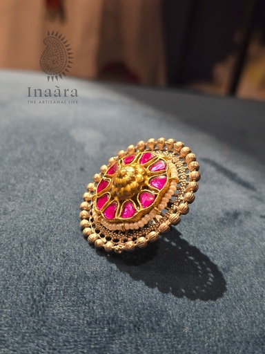 [inaara_sp00261] Gulabo Finger Ring