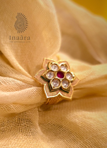 [inaara_sp00639] Sringaàr Finger Ring