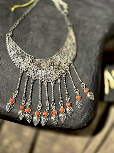 [inaara_sp00015] Antique Style Oxidised Necklace