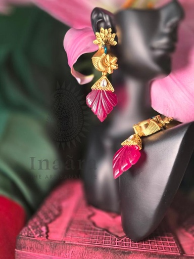 [inaara_sp00389] Mayuri Danglers - Magenta