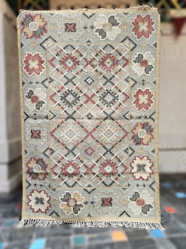 [inaara_sp00142] Celina Handwoven Dhurrie