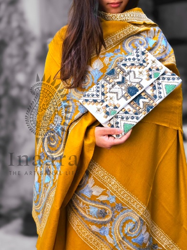 [inaara_sp00722] Zaraya White Clutch Bag