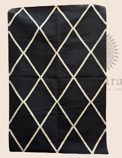 [inaara_sp00108] Black Jack Handwoven Dhurrie