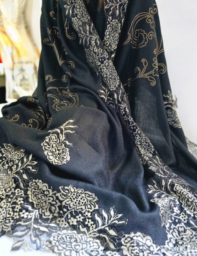[inaara_sp00436] Nazakat Lace Trimmed Cashmere Shawl (Black)