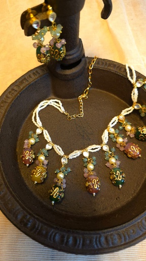 Nirali Necklace Set - Monalisa beads