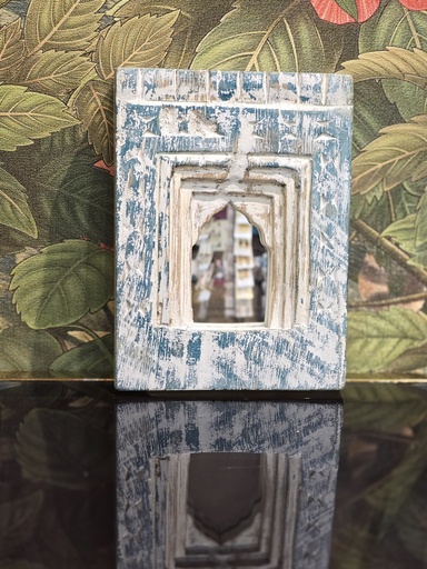 Vintage mirror framed wall decor