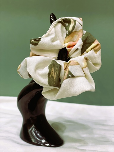 Scrunchie silk fabric- white and light green (copy)