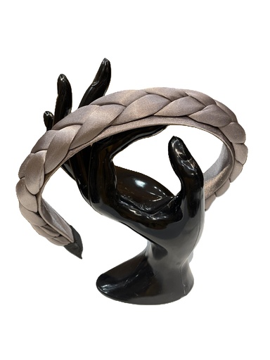 Handmade braided headband-apricot (copy)