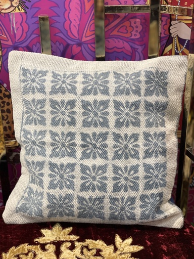 Hand woven cushion cover (Single piece)