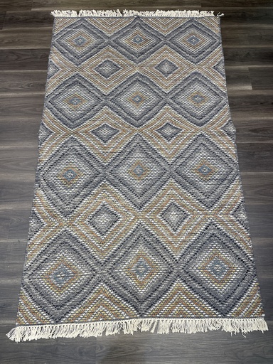 Handwoven Dhurrie (6x4 ft)