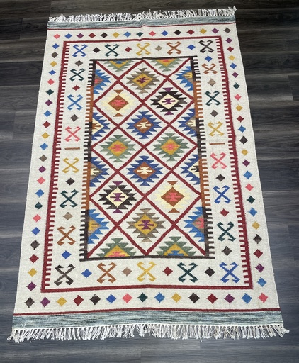 Handwoven Dhurrie (6x4ft)