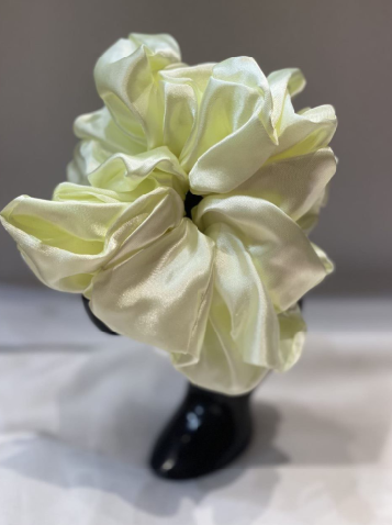 Scrunchie Silk Fabric-Big (copy)