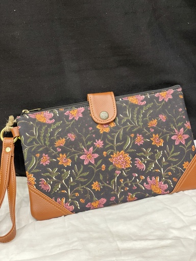 Organic Fabric Wrist Bag