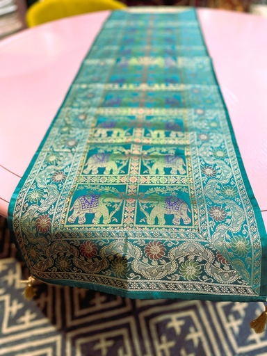 Silk Brocade ElephntDsign TbleRunnr-GRN