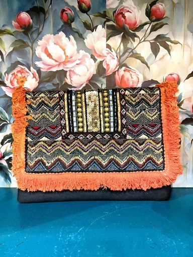 Spirula Clutch Raspberry (copy)