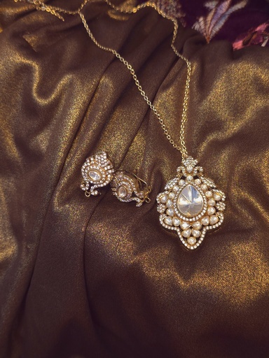 Zania Party Necklace Set