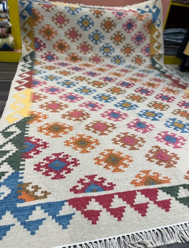 Ziyana Handwoven Dhurrie(9x6ft)-YLWRed (copy)