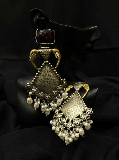Silver&Pearl Ethnic Dangler Earrings