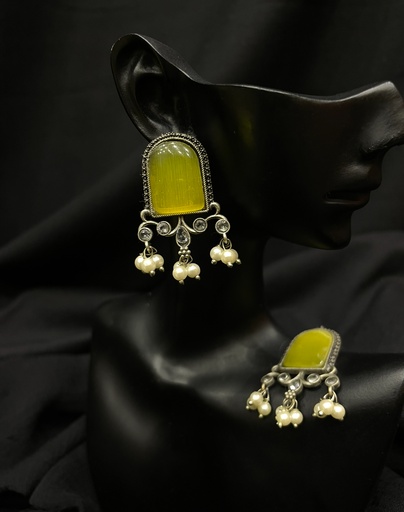 Floral Chandni Earrings w/ Blue Stone (copy)