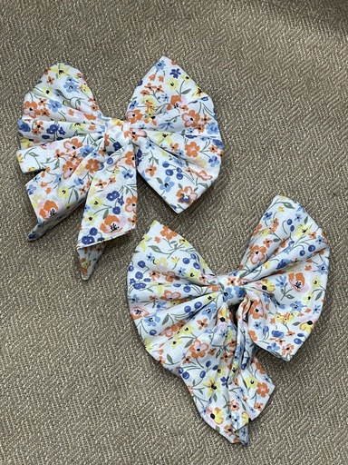 Printed Hair Clips w/ Floral Design