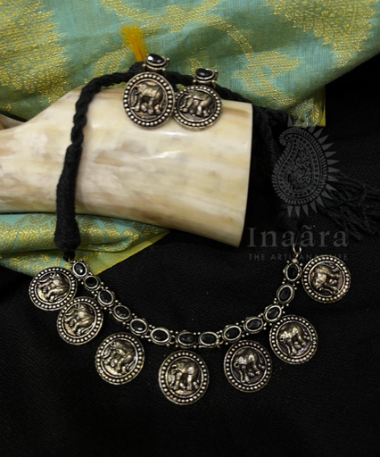 Vintage Elephant Design Choker Set