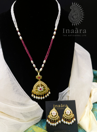 Jadau Necklace Set- Pink