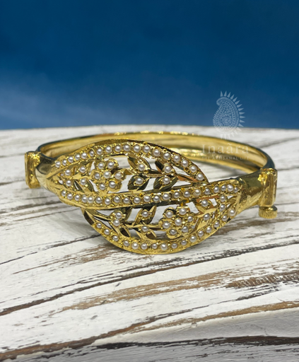 White Agate Wrist Cuff (copy)