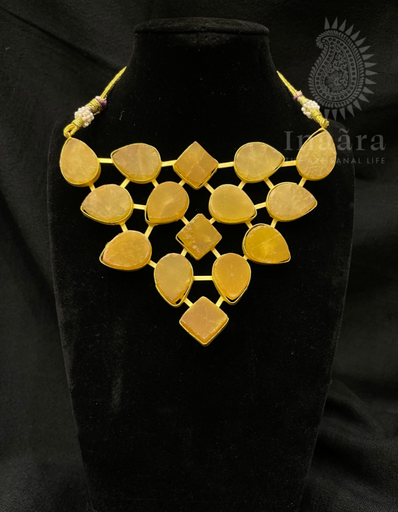 Triangular Bib Style Drop Choker