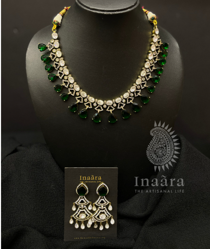 Emerald Victorian Necklace Set