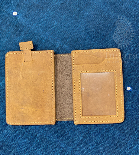 Camel Brown Minimalist Leather Wallet